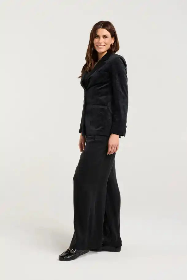 Blackstone Teddy Velvet Blazer in Black