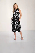 Frank Lyman Black and White Jersey Dress