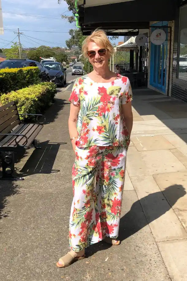 Blueberry Italia Flora Pant in White