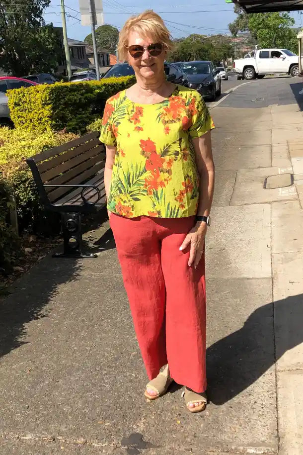 Blueberry Italia Solid Trouser in Poppy Red