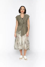 Blacklist Alice Top in Moss