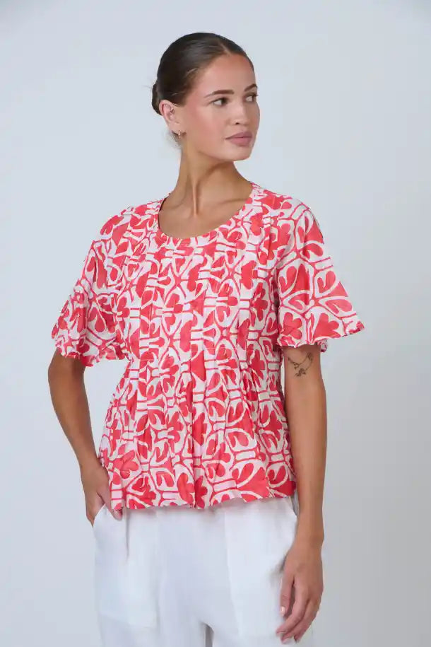 Namastai Chilli Oak Top in Red and White