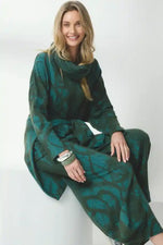 Valia Cameya Pant in Silver Pine