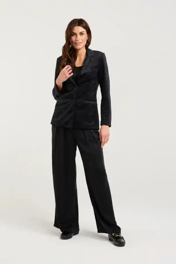 Blackstone Teddy Velvet Blazer in Black