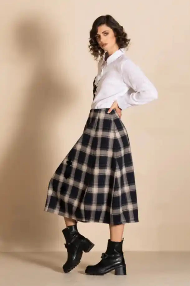 Megan Salmon Aberdeen Giselle Bell Skirt in Black Check