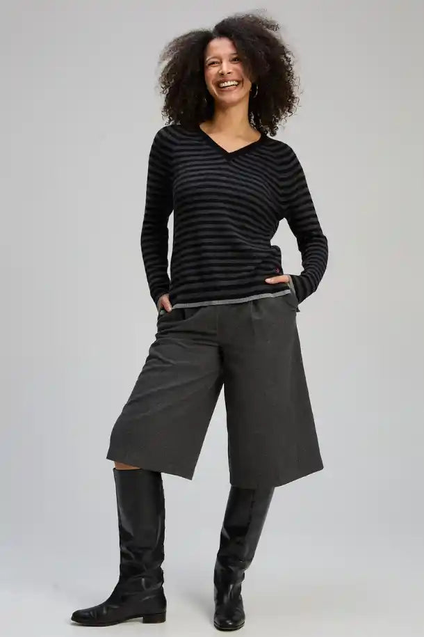 Zaket & Plover Stripe V Essential Jumper in Black & Grey Stripes