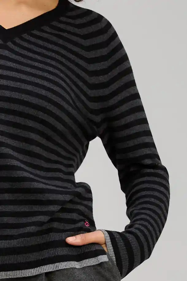 Zaket & Plover Stripe V Essential Jumper in Black & Grey Stripes