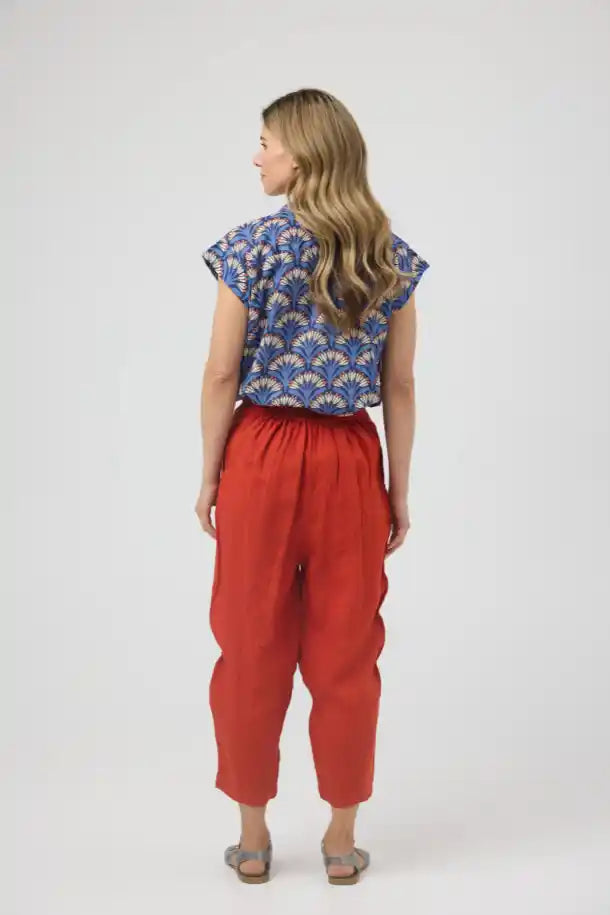 Cake Barrel Pant in Red