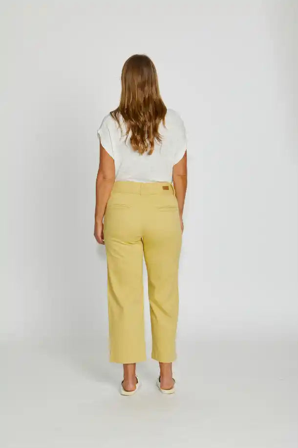 New London Jeans Christow Loose Leg Ankle Grazer in Cocoon