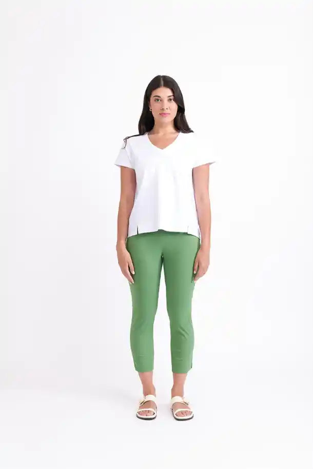 FOIL Fuss Free Capris in Apple