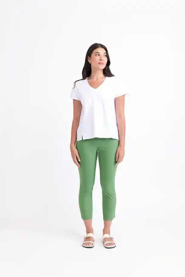 FOIL Fuss Free Capris in Apple