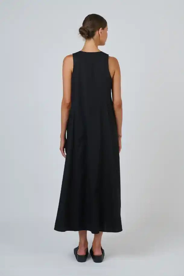 Naturals Poplin Dress in Black