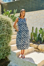 Naturals Puzzled Poplin Dress in Navy and White