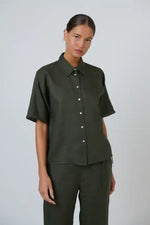 Naturals Topiary Linen Top in Olive Green