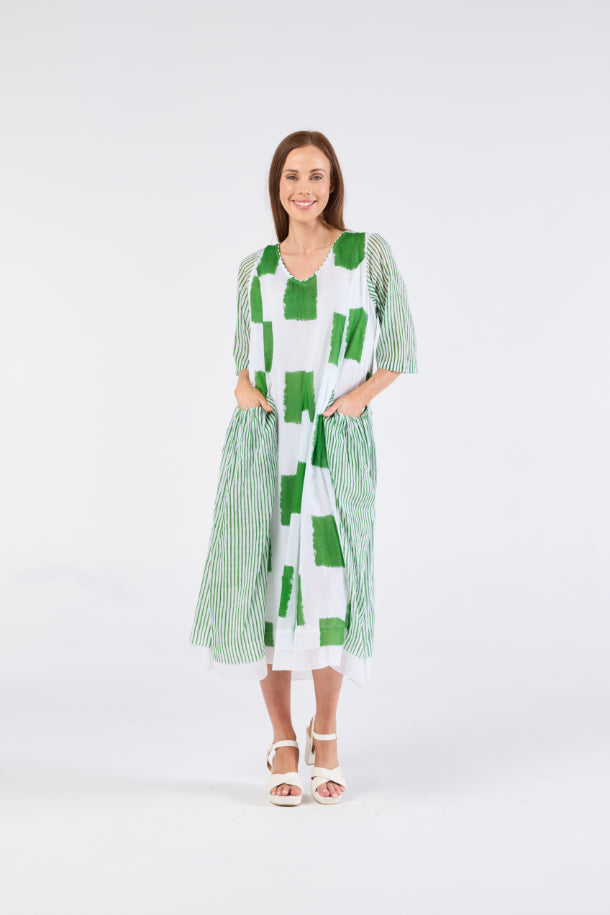 au hazard d’un voyageSundress in Green and White